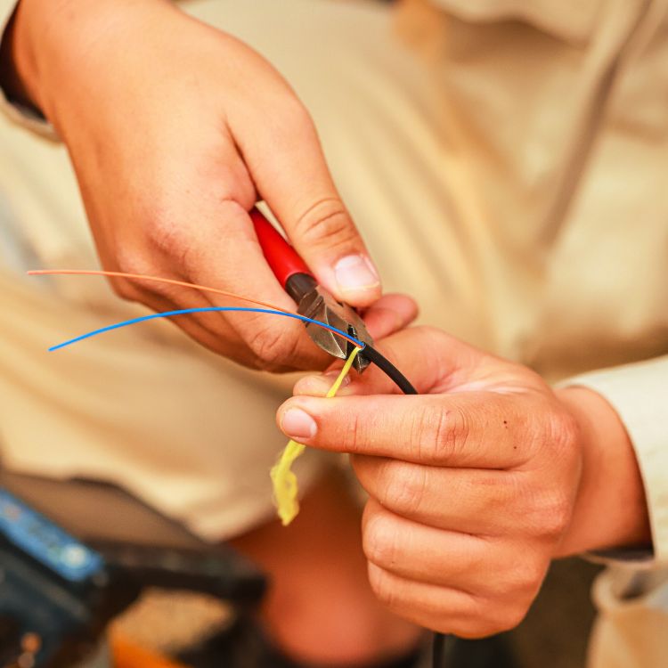 installing fiber optic cable in home